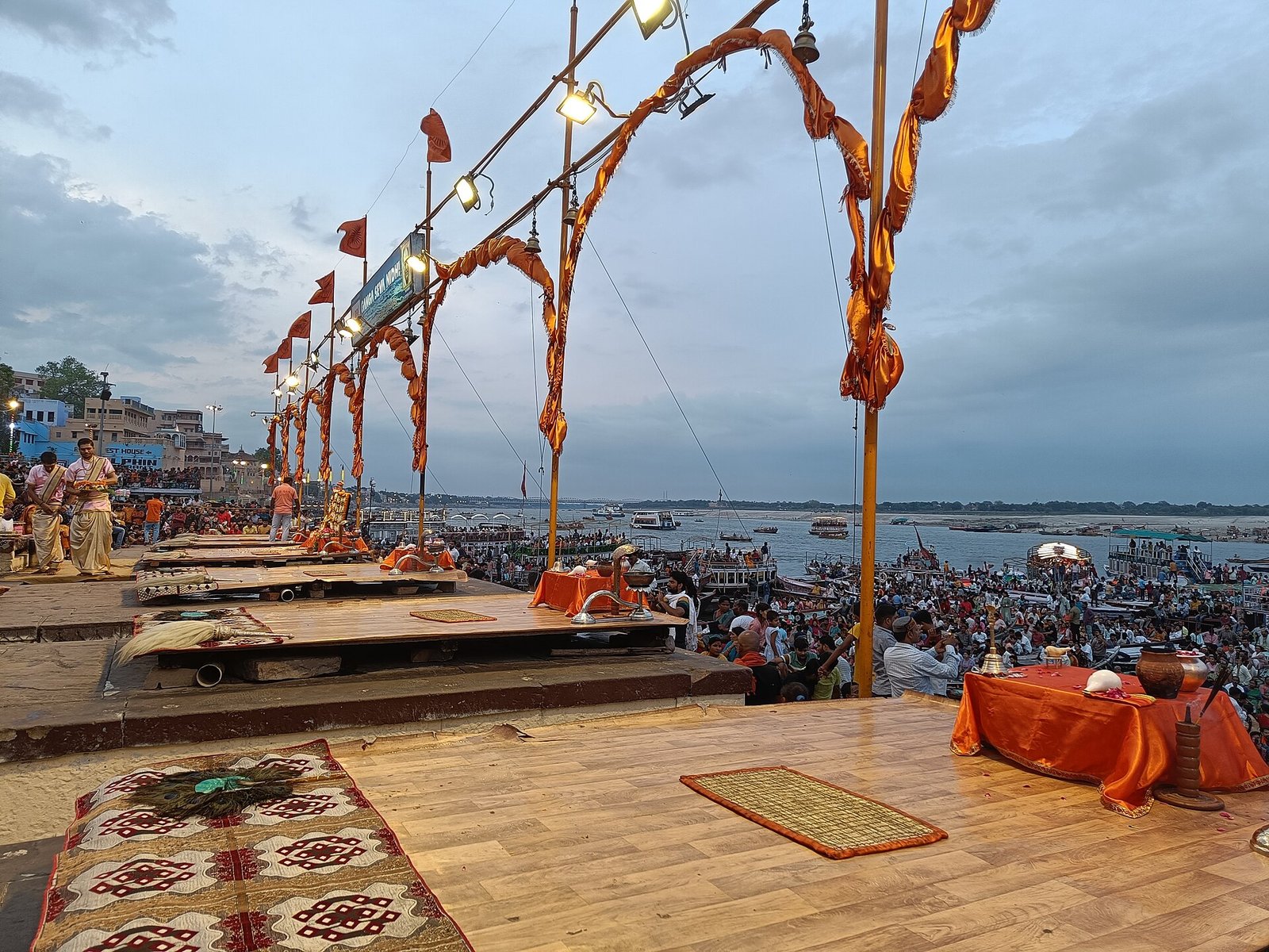 Preparing for the Ganga Aarti